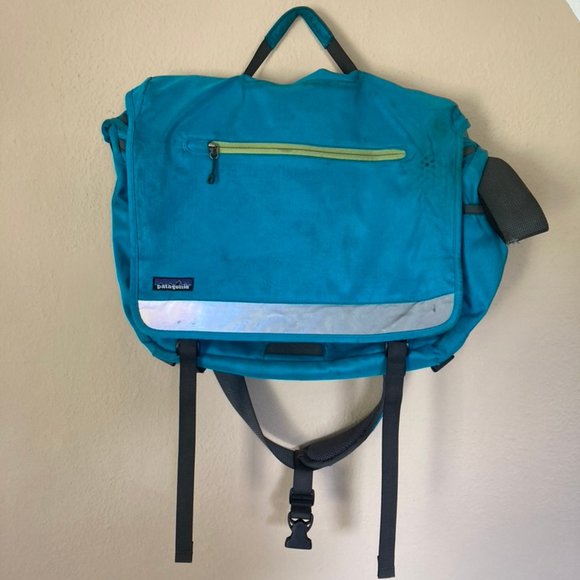 Patagonia Other - Vintage Patagonia Mini Mass Laptop Messenger Bag